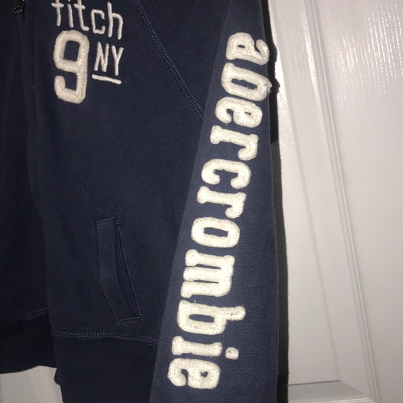 NWOT Abercrombie & Fitch Cropped Full Zip Hoodie - Picture 5 of 5
